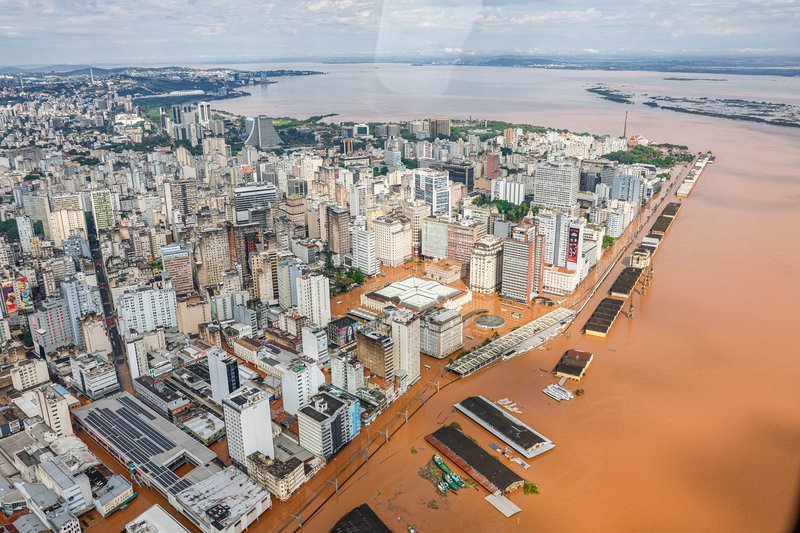 Vista aérea do centro de Porto Alegre, submerso por conta das fortes chuvas no Rio Grande do Sul | Foto: Ricardo Stuckert/PR